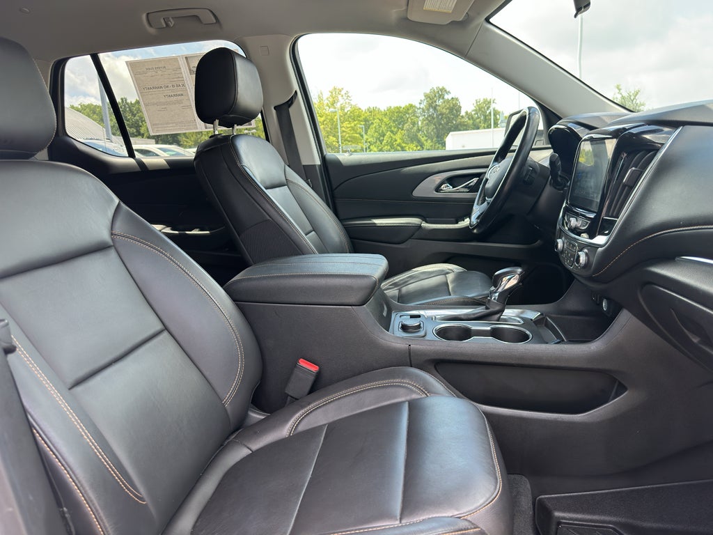 2021 Chevrolet Traverse LT Leather