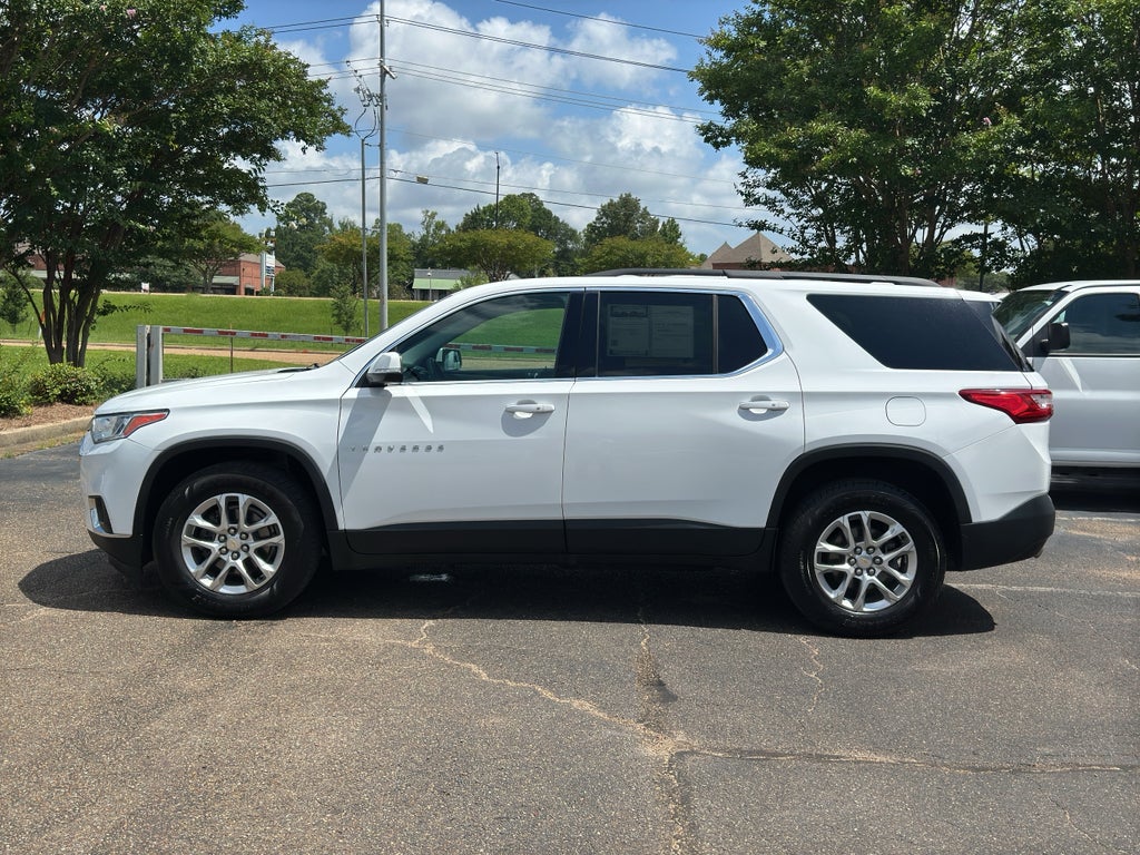2021 Chevrolet Traverse LT Leather
