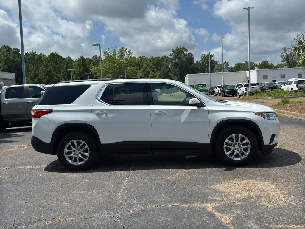 2021 Chevrolet Traverse LT Leather