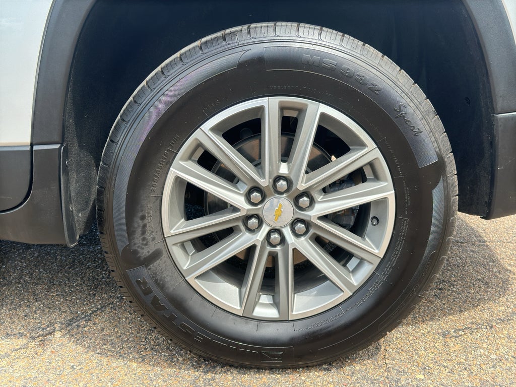 2022 Chevrolet Traverse LT Leather
