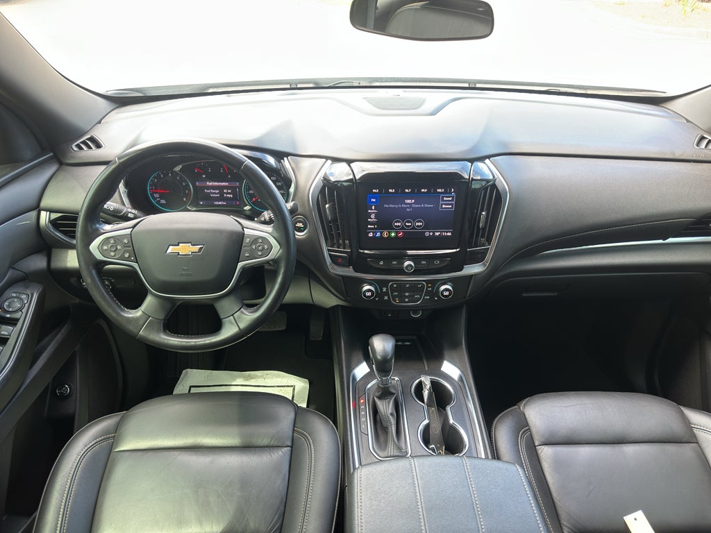 2022 Chevrolet Traverse LT Leather