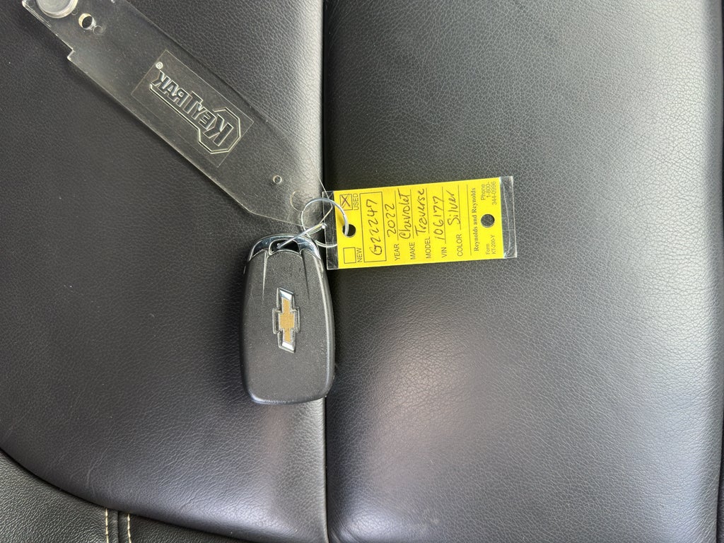 2022 Chevrolet Traverse LT Leather
