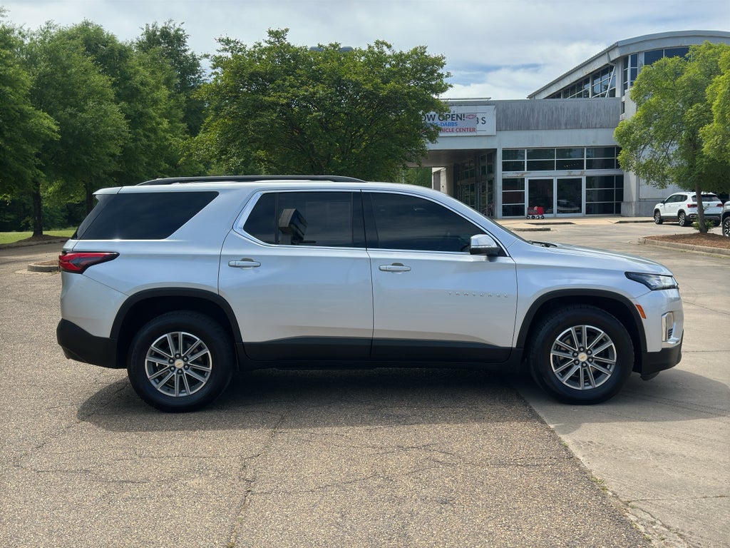 2022 Chevrolet Traverse LT Leather