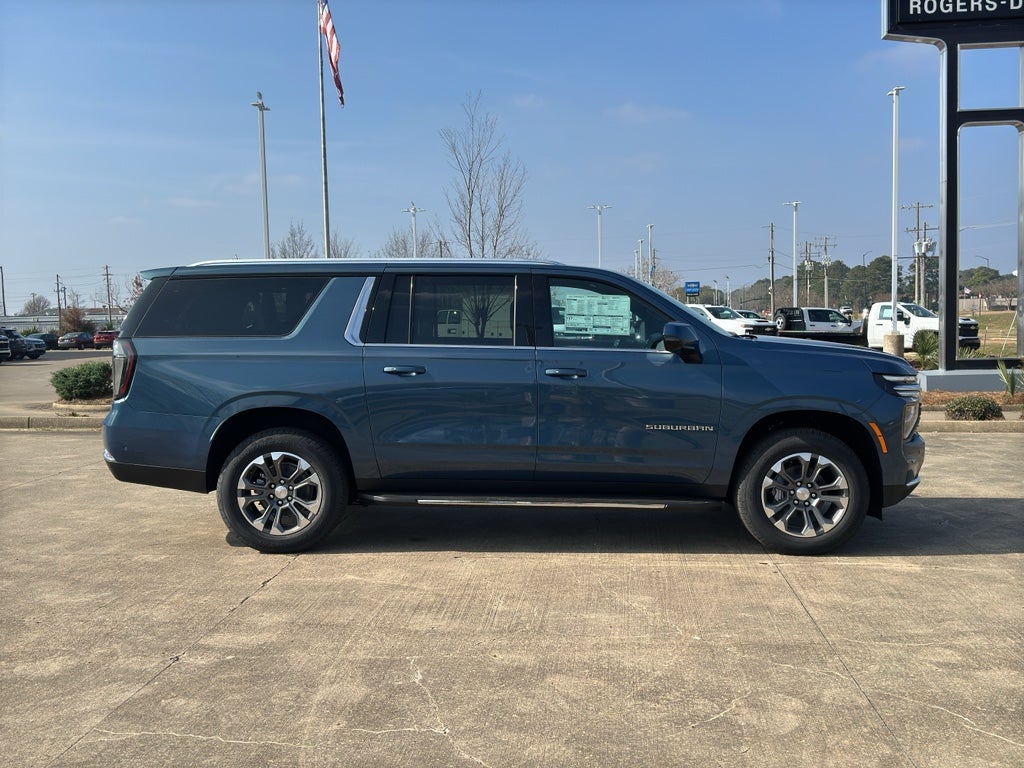 2026 Chevrolet Suburban LT