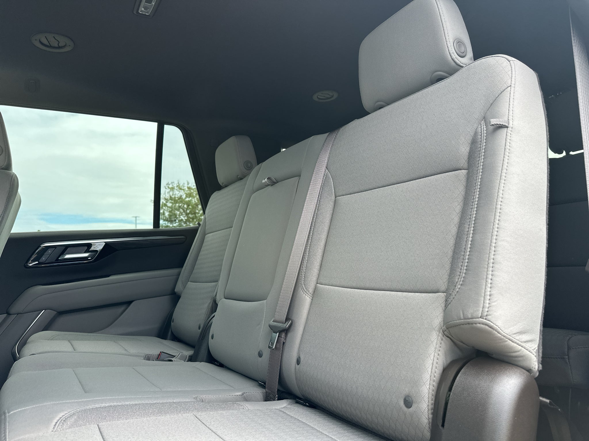 2027 Chevrolet Tahoe LS