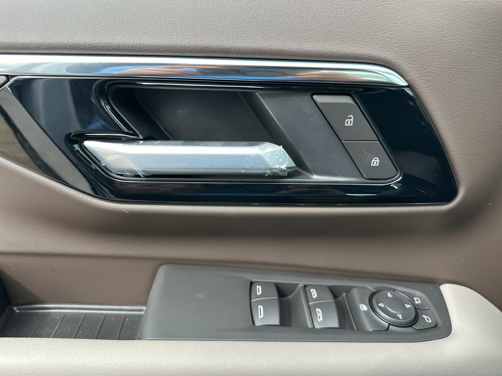 2027 Chevrolet Tahoe LS