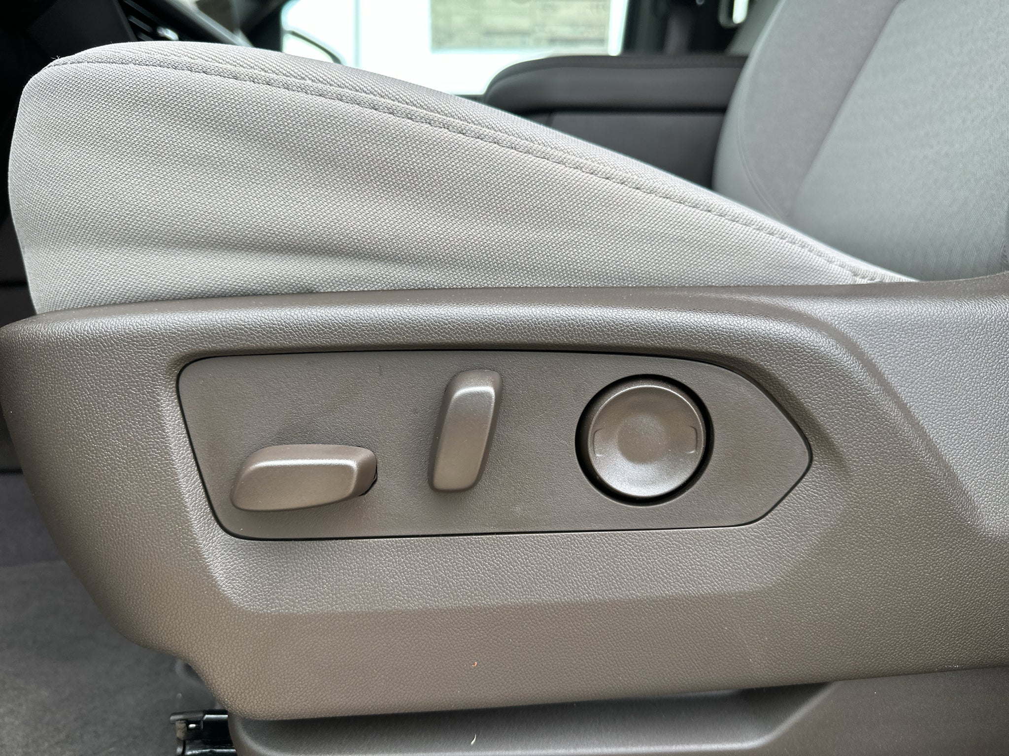 2027 Chevrolet Tahoe LS