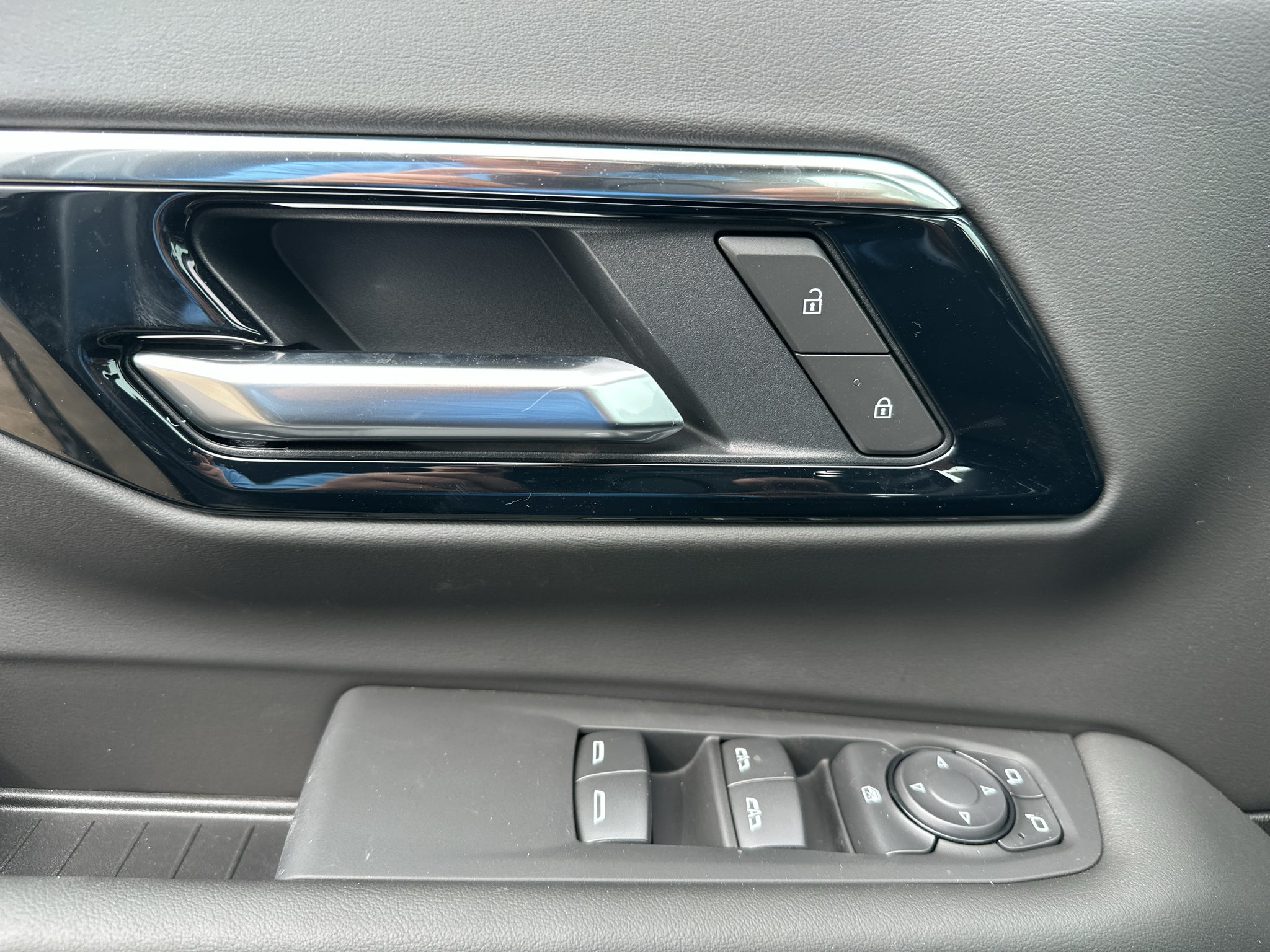 2027 Chevrolet Tahoe LS