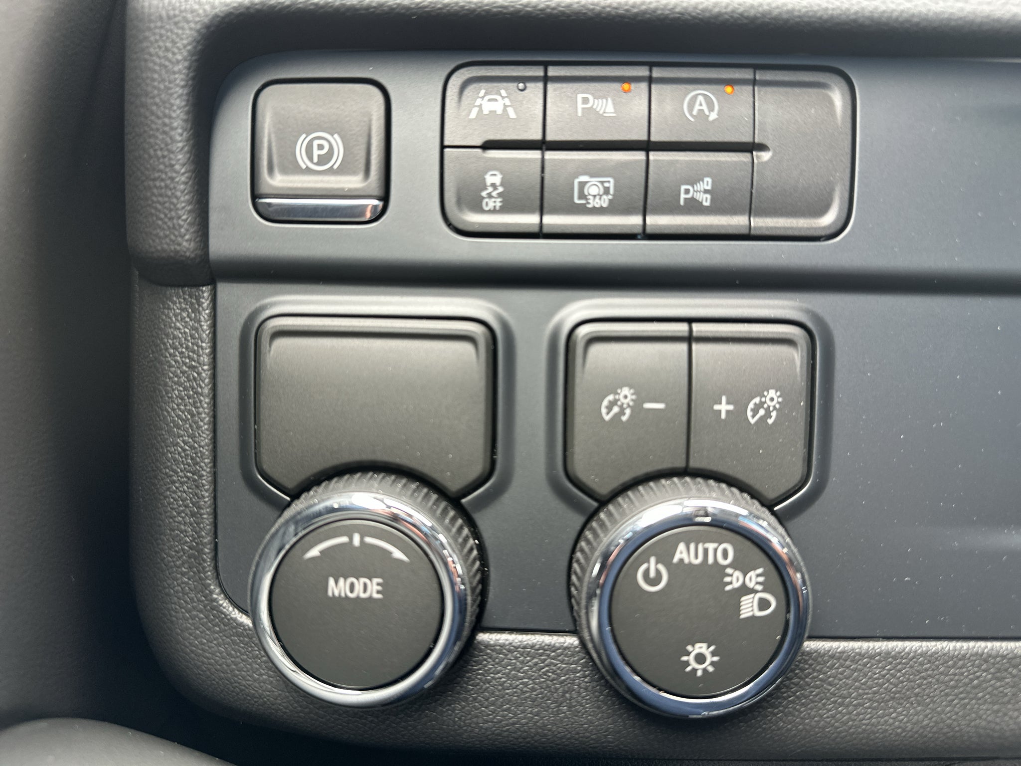 2027 Chevrolet Tahoe LS