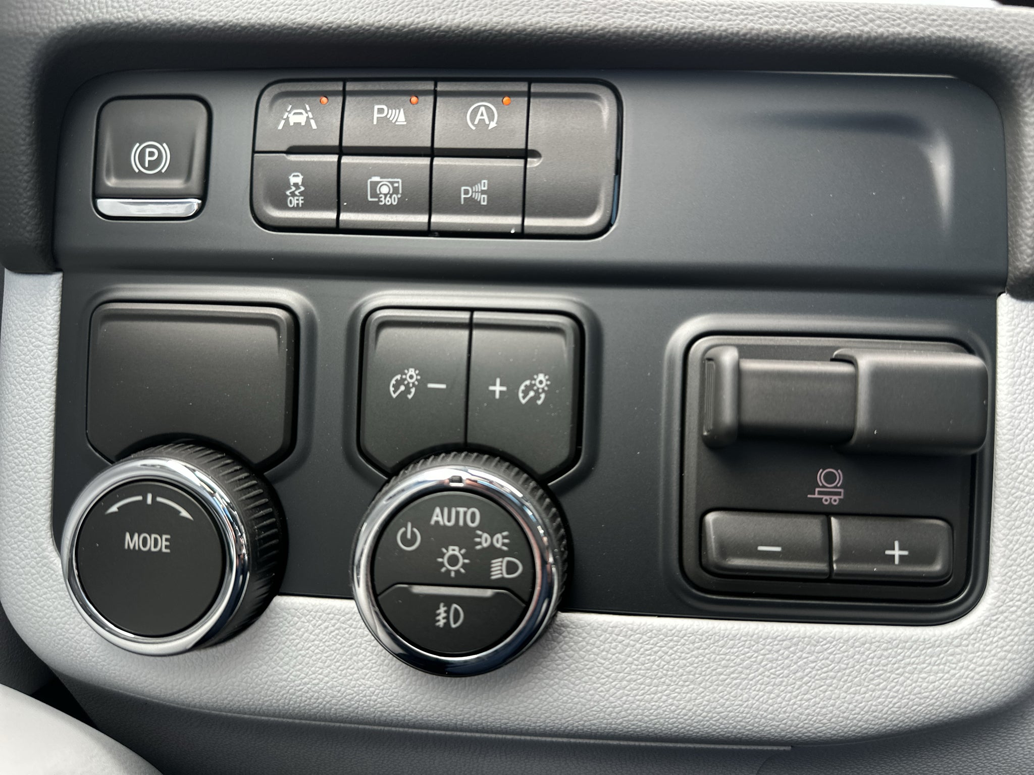 2027 Chevrolet Tahoe Premier