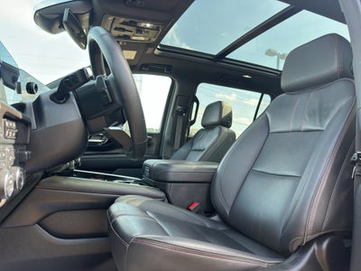 2025 Chevrolet Suburban RST