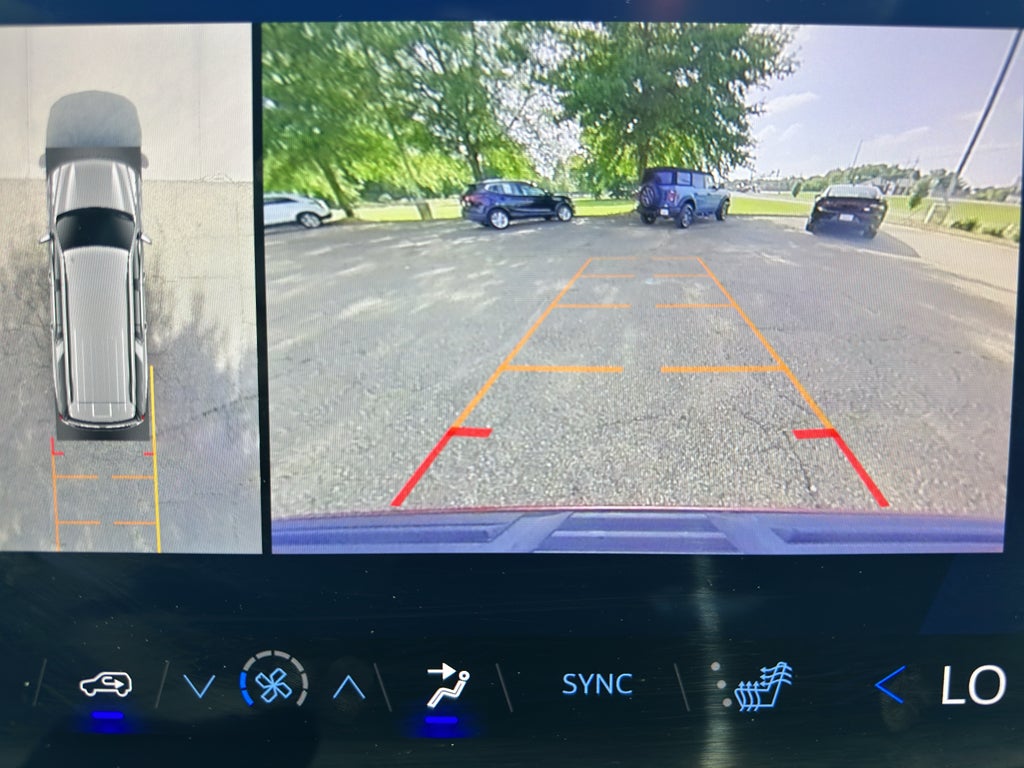 2025 Chevrolet Suburban RST