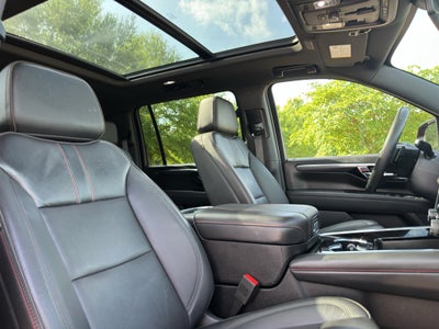 2025 Chevrolet Suburban RST