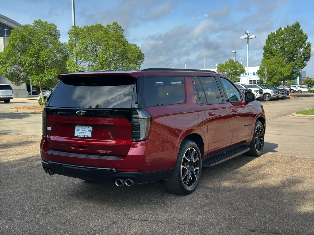 2025 Chevrolet Suburban RST