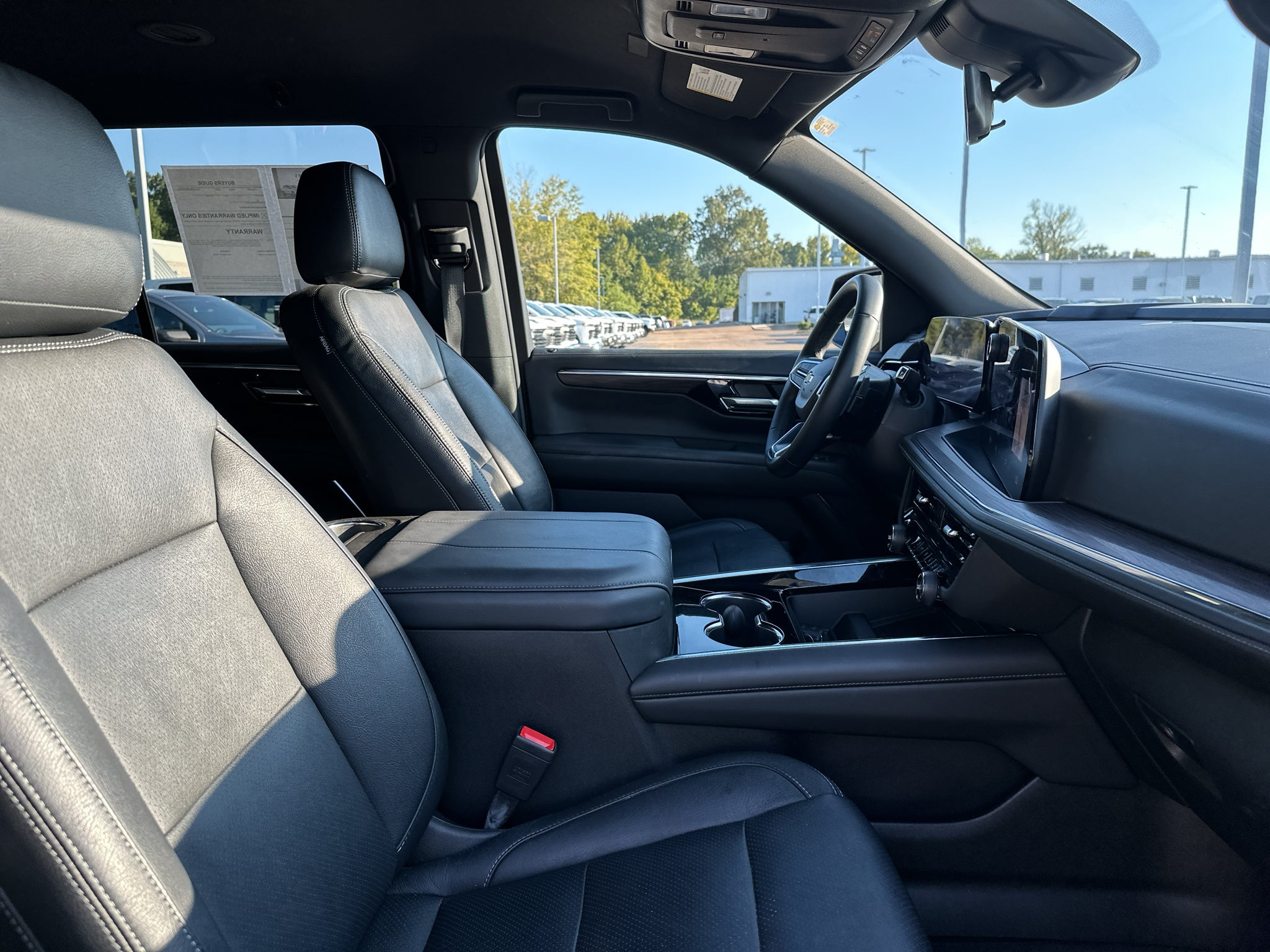 2025 Chevrolet Tahoe LS