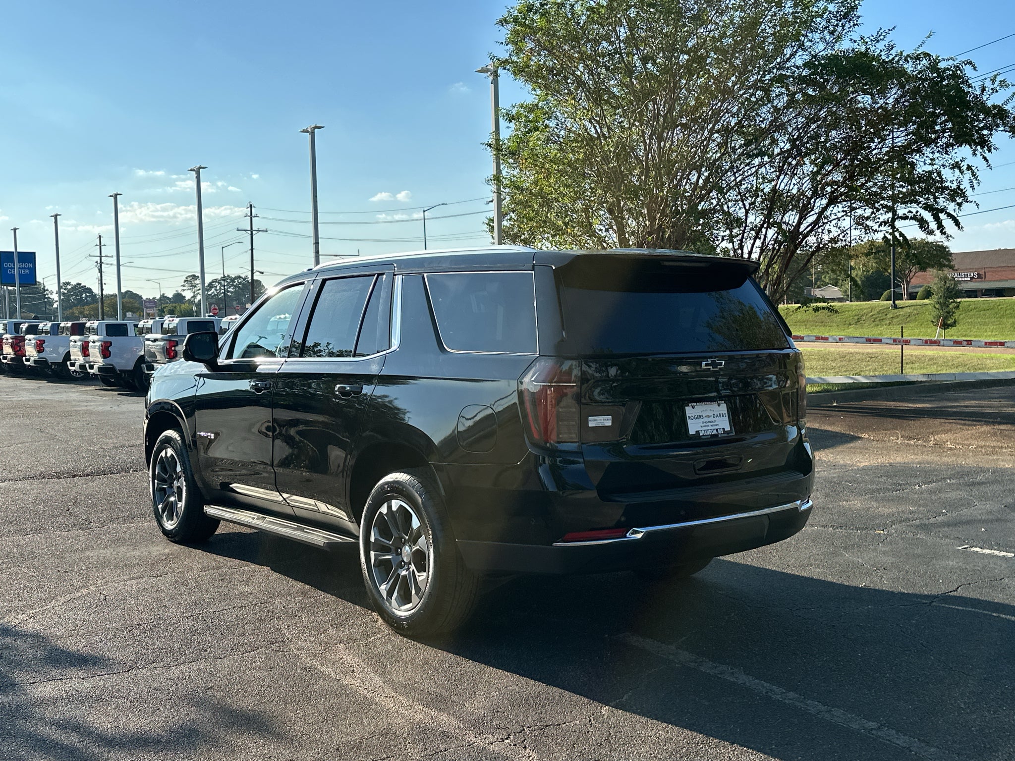 2025 Chevrolet Tahoe LS