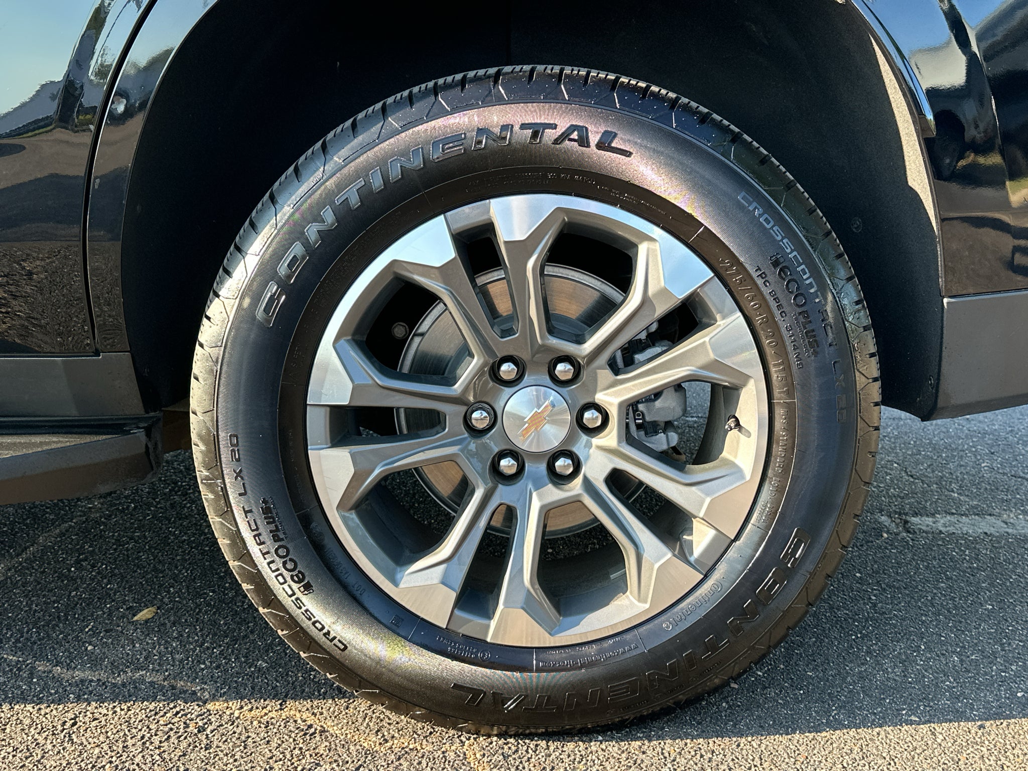 2025 Chevrolet Tahoe LS
