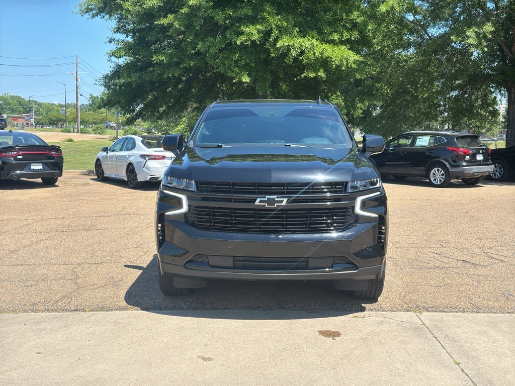 2023 Chevrolet Suburban RST