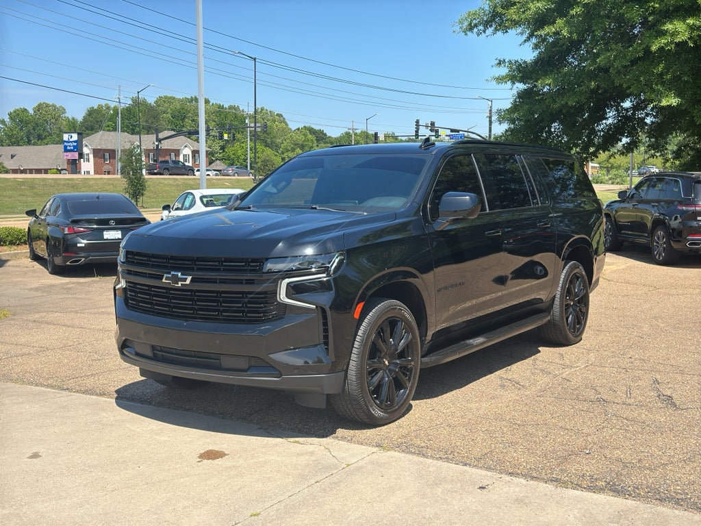 2023 Chevrolet Suburban RST