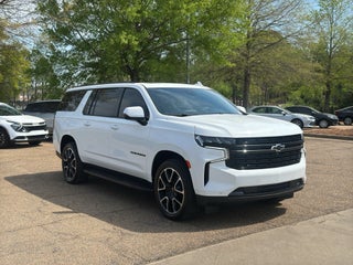 2023 Chevrolet Suburban RST