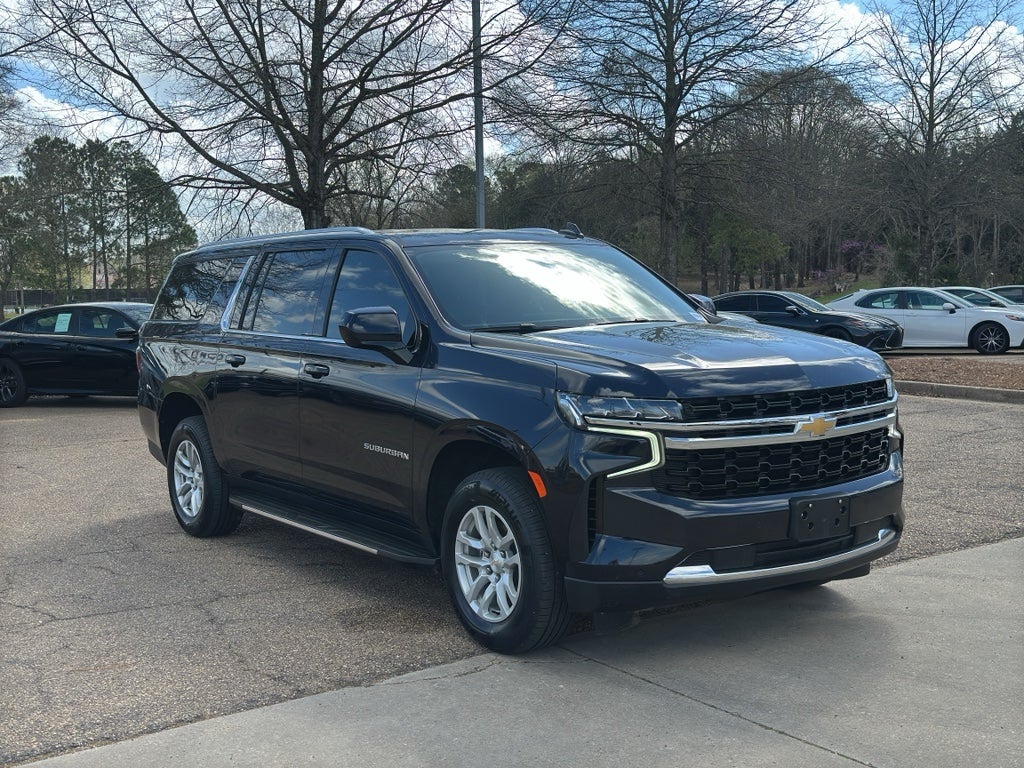 2022 Chevrolet Suburban LS