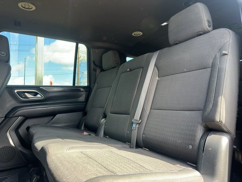 2022 Chevrolet Suburban LS