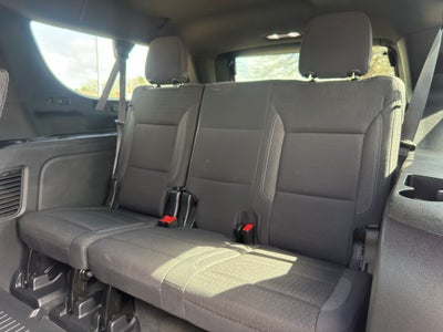 2022 Chevrolet Suburban LS