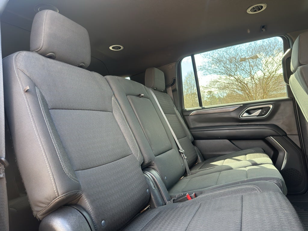 2022 Chevrolet Suburban LS