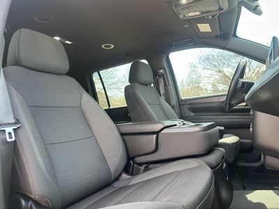 2022 Chevrolet Suburban LS