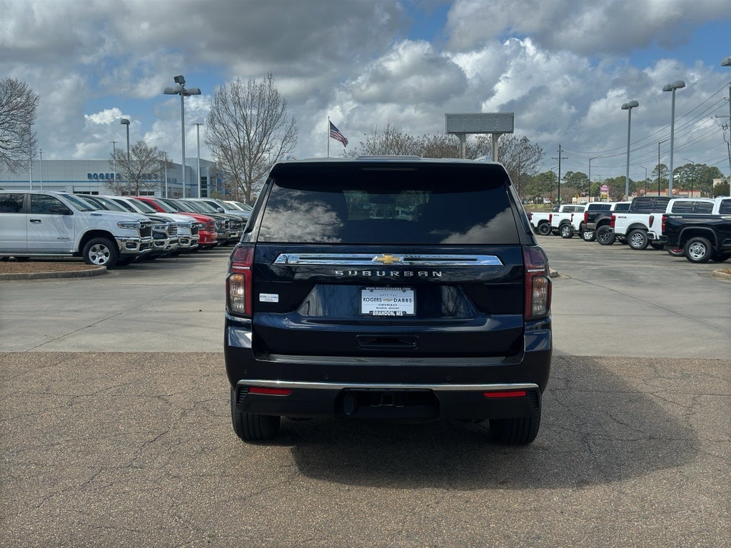 2022 Chevrolet Suburban LS
