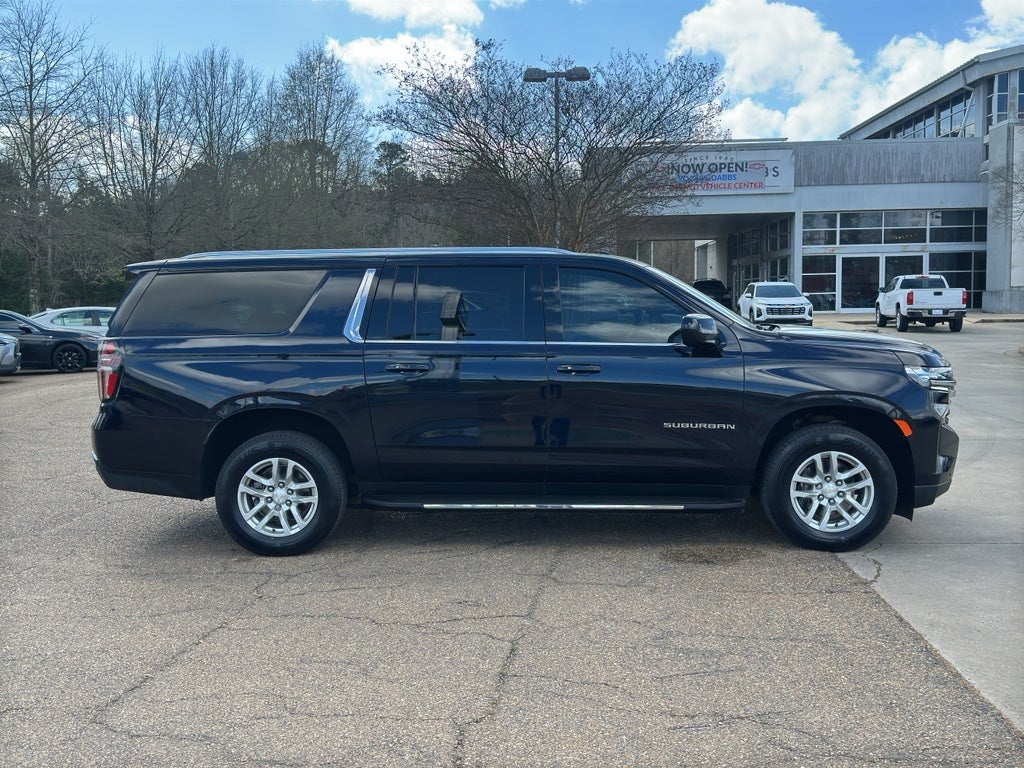 2022 Chevrolet Suburban LS