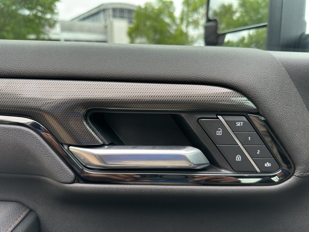 2025 GMC Sierra 2500 HD AT4
