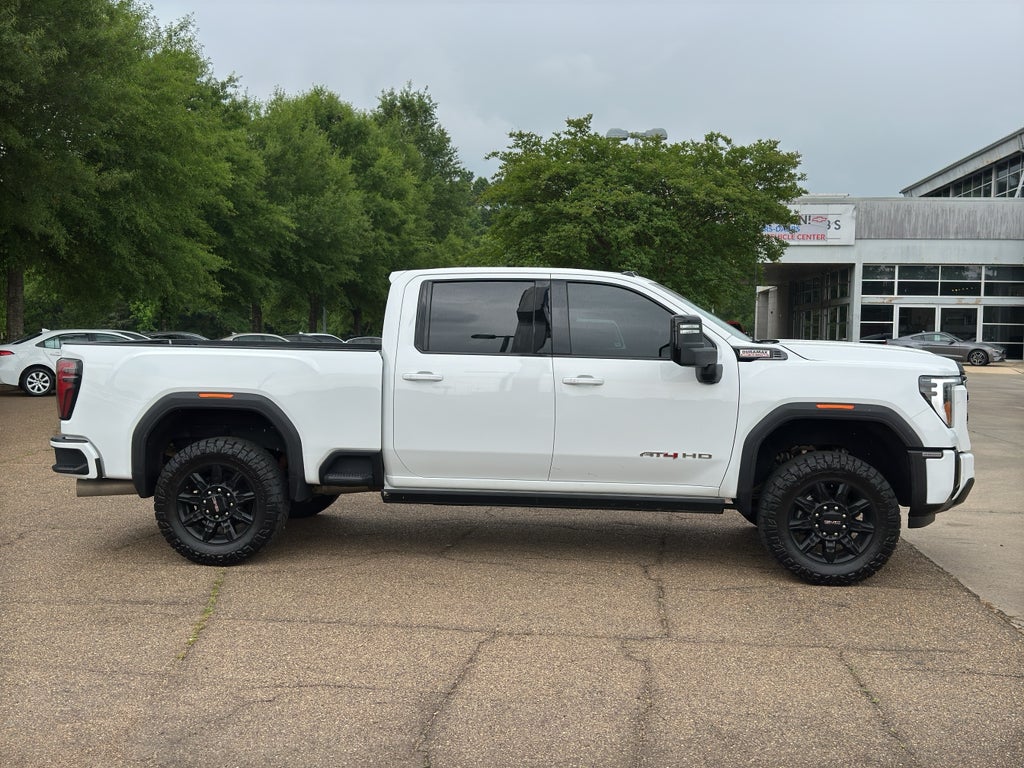 2025 GMC Sierra 2500 HD AT4