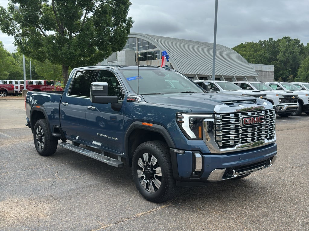 2025 GMC Sierra 2500 HD Denali