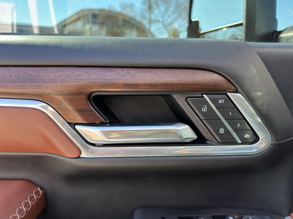 2025 GMC Sierra 3500 HD Denali Ultimate DRW