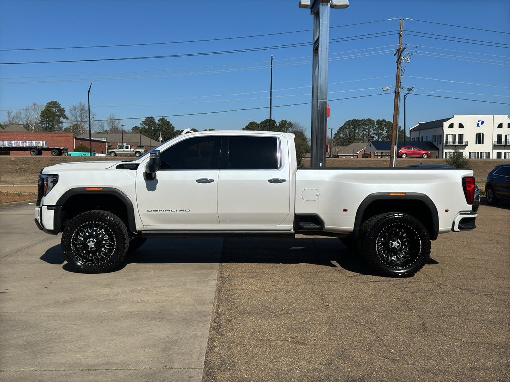 2025 GMC Sierra 3500 HD Denali Ultimate DRW