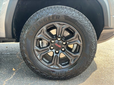 2025 GMC Canyon Elevation