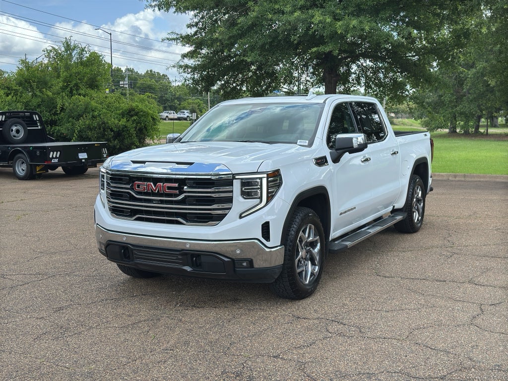 2022 GMC Sierra 1500 SLT