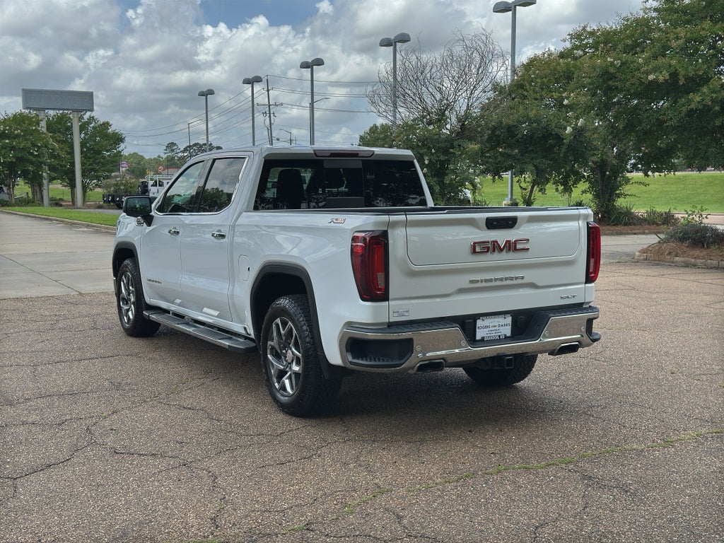 2022 GMC Sierra 1500 SLT