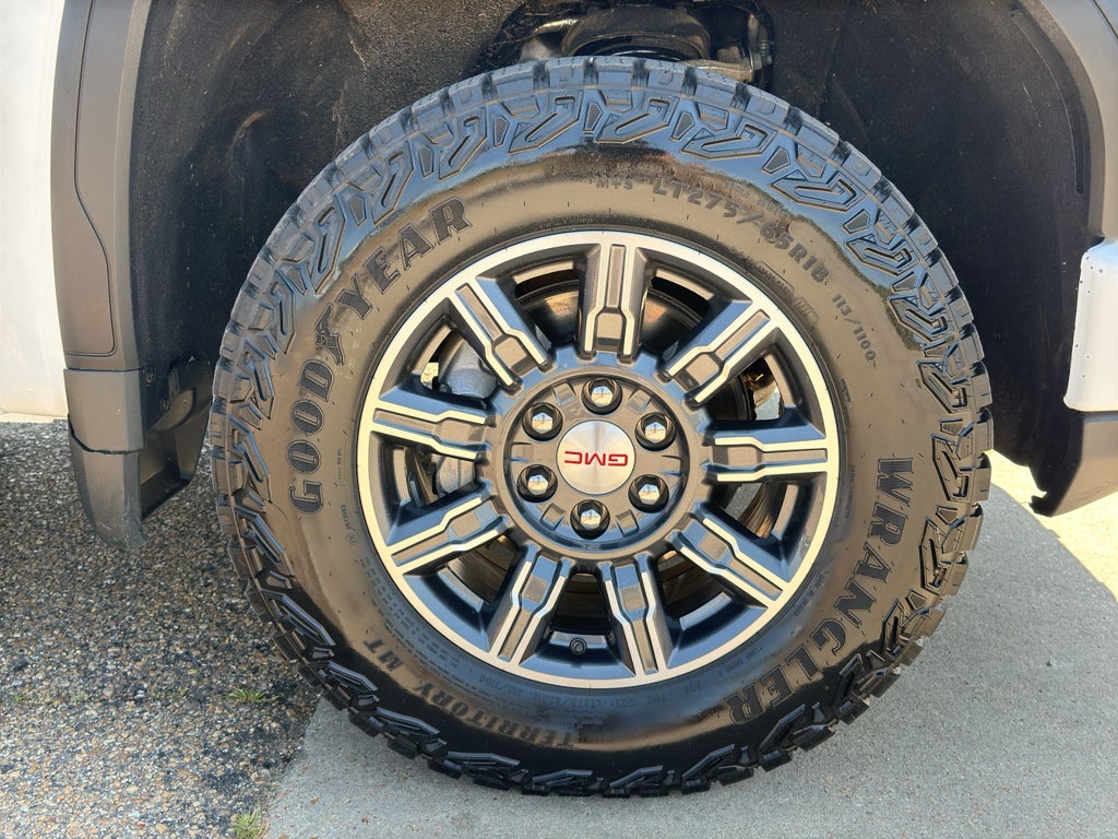 2025 GMC Sierra 1500 AT4