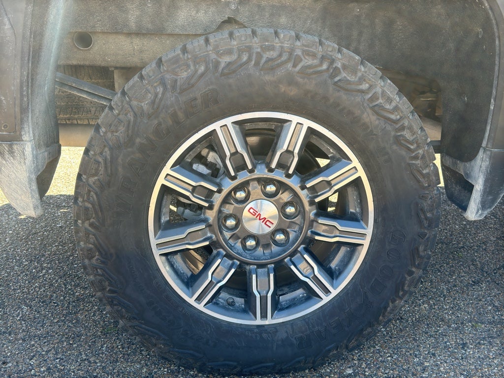 2025 GMC Sierra 1500 AT4