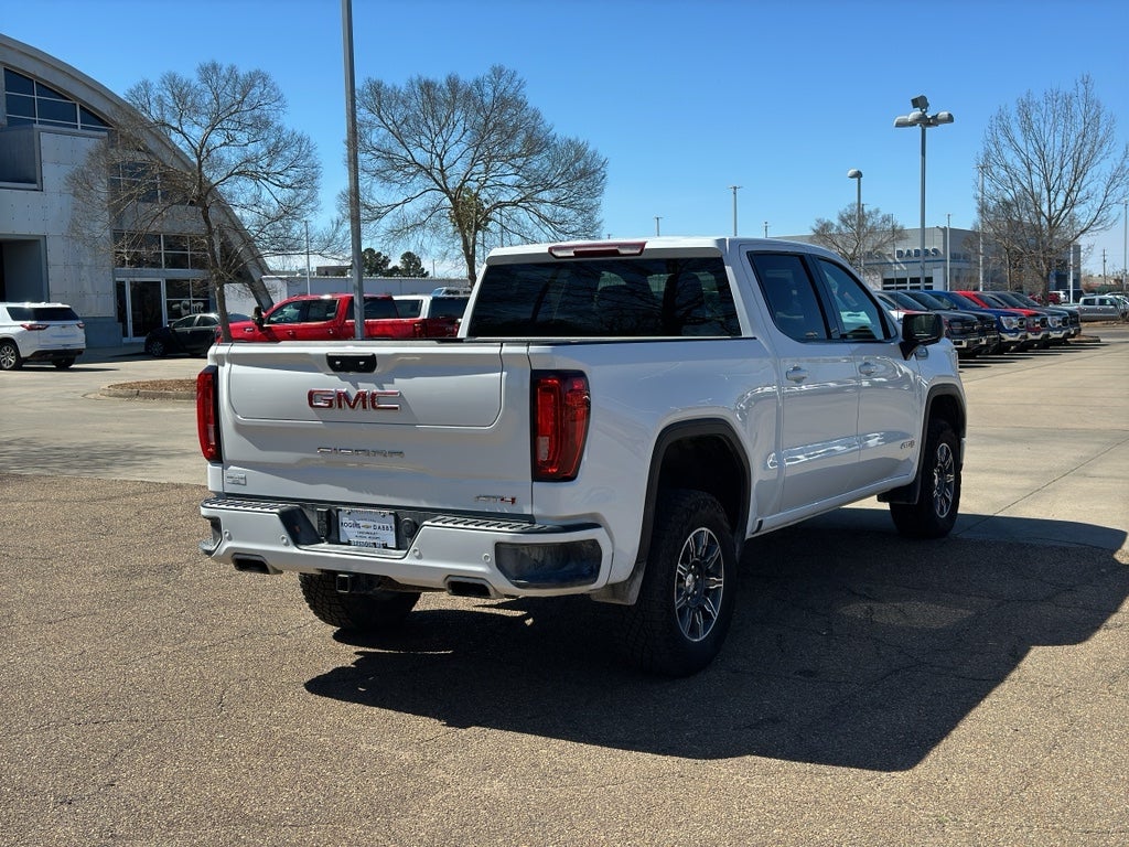 2025 GMC Sierra 1500 AT4