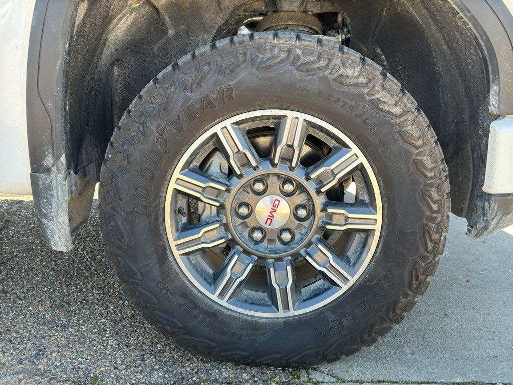 2025 GMC Sierra 1500 AT4