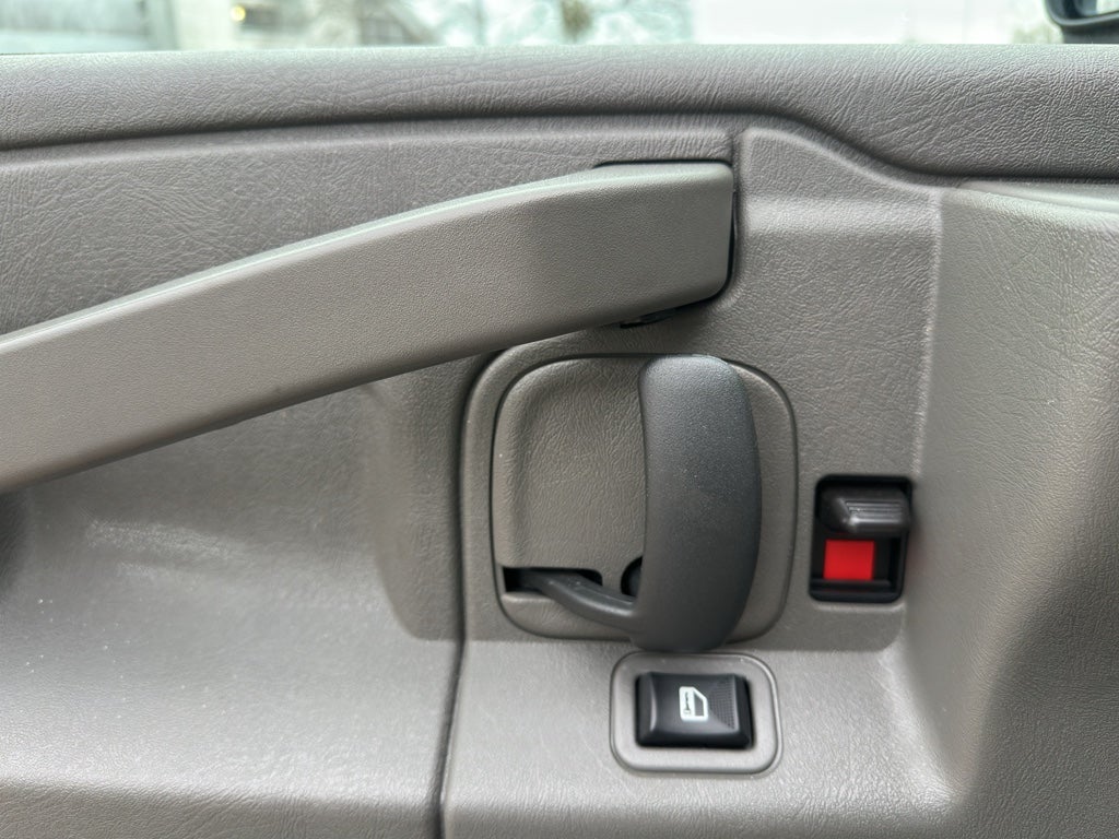 2024 GMC Savana Cargo 2500 Work Van