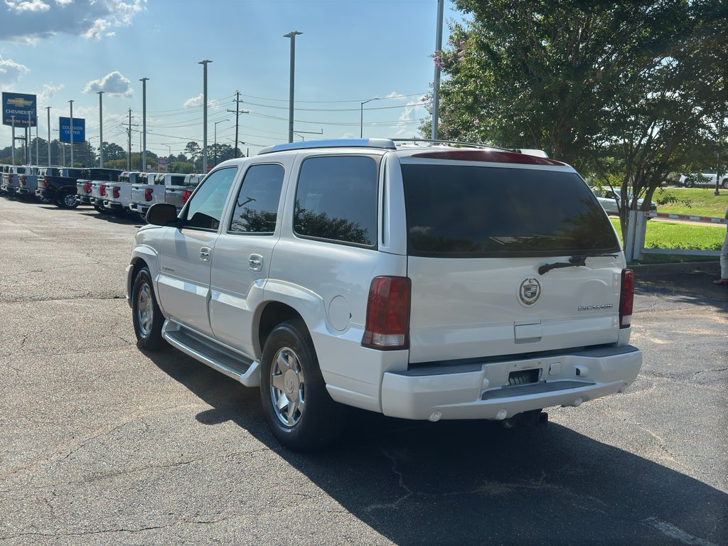 2003 Cadillac Escalade Standard
