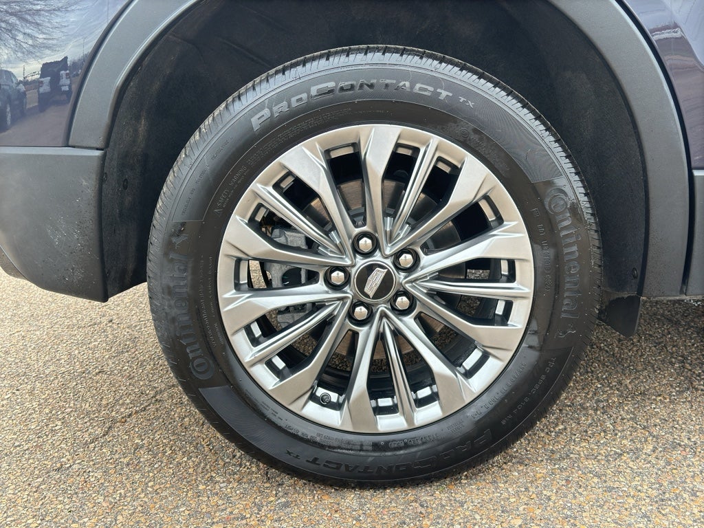 2025 Cadillac XT4 Premium Luxury