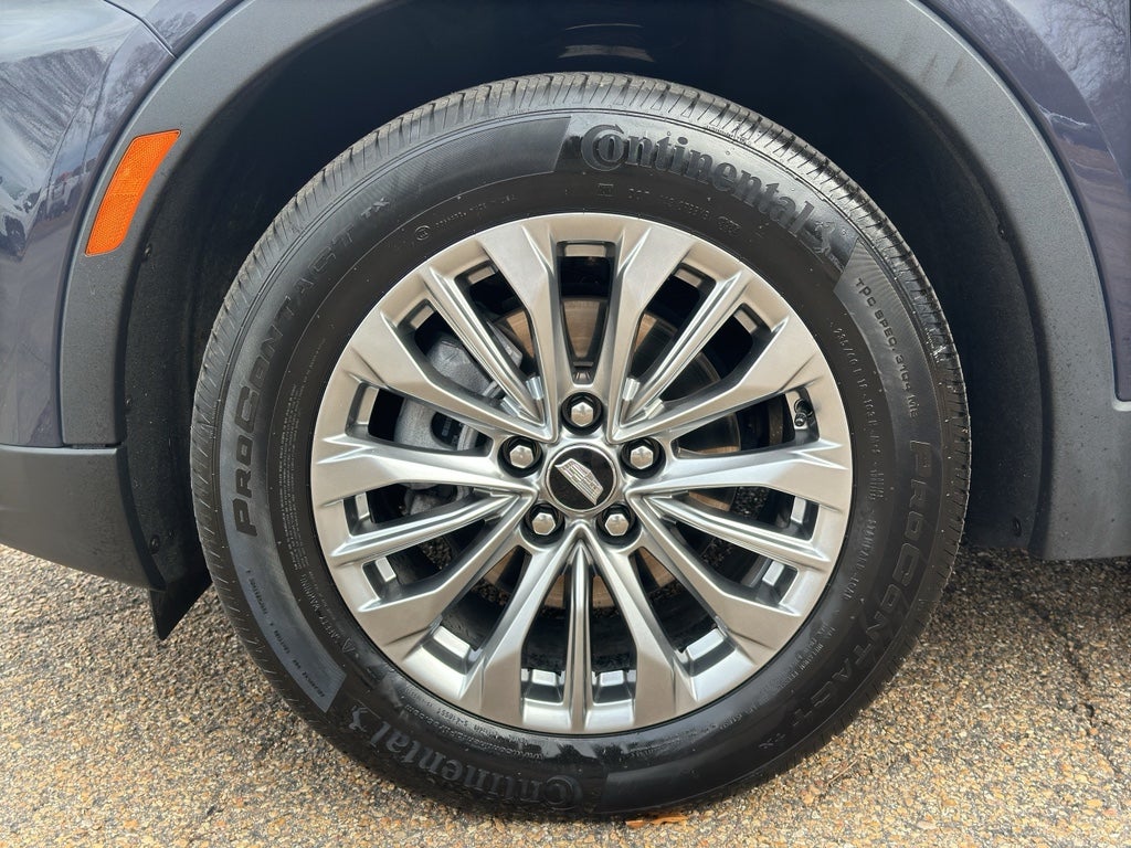 2025 Cadillac XT4 Premium Luxury