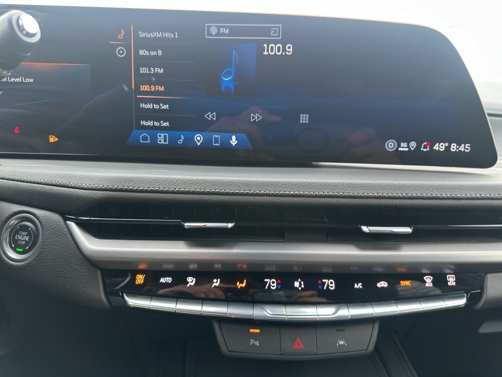 2025 Cadillac XT4 Premium Luxury