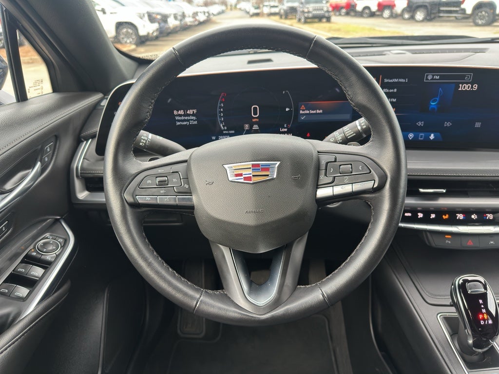 2025 Cadillac XT4 Premium Luxury