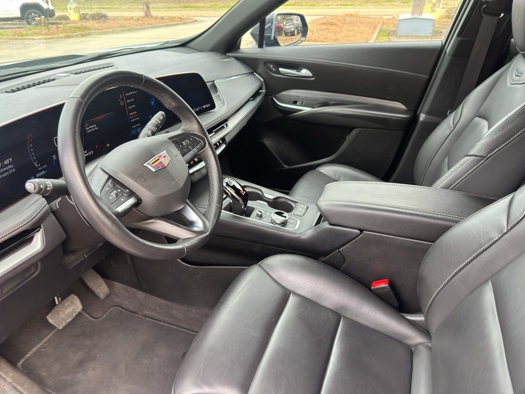 2025 Cadillac XT4 Premium Luxury